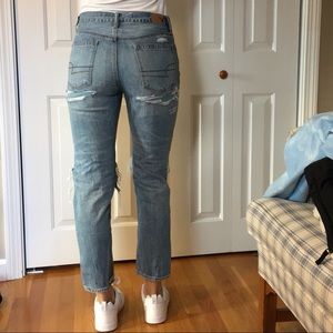 American Eagle Outfitters Jeans High-Rise Ripped